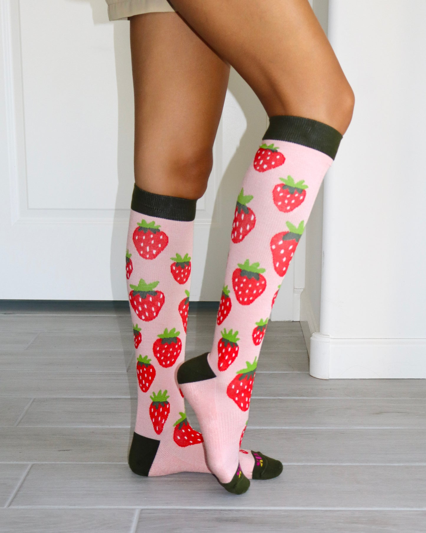 Strawberry Compression Socks (20-30 mmHg)