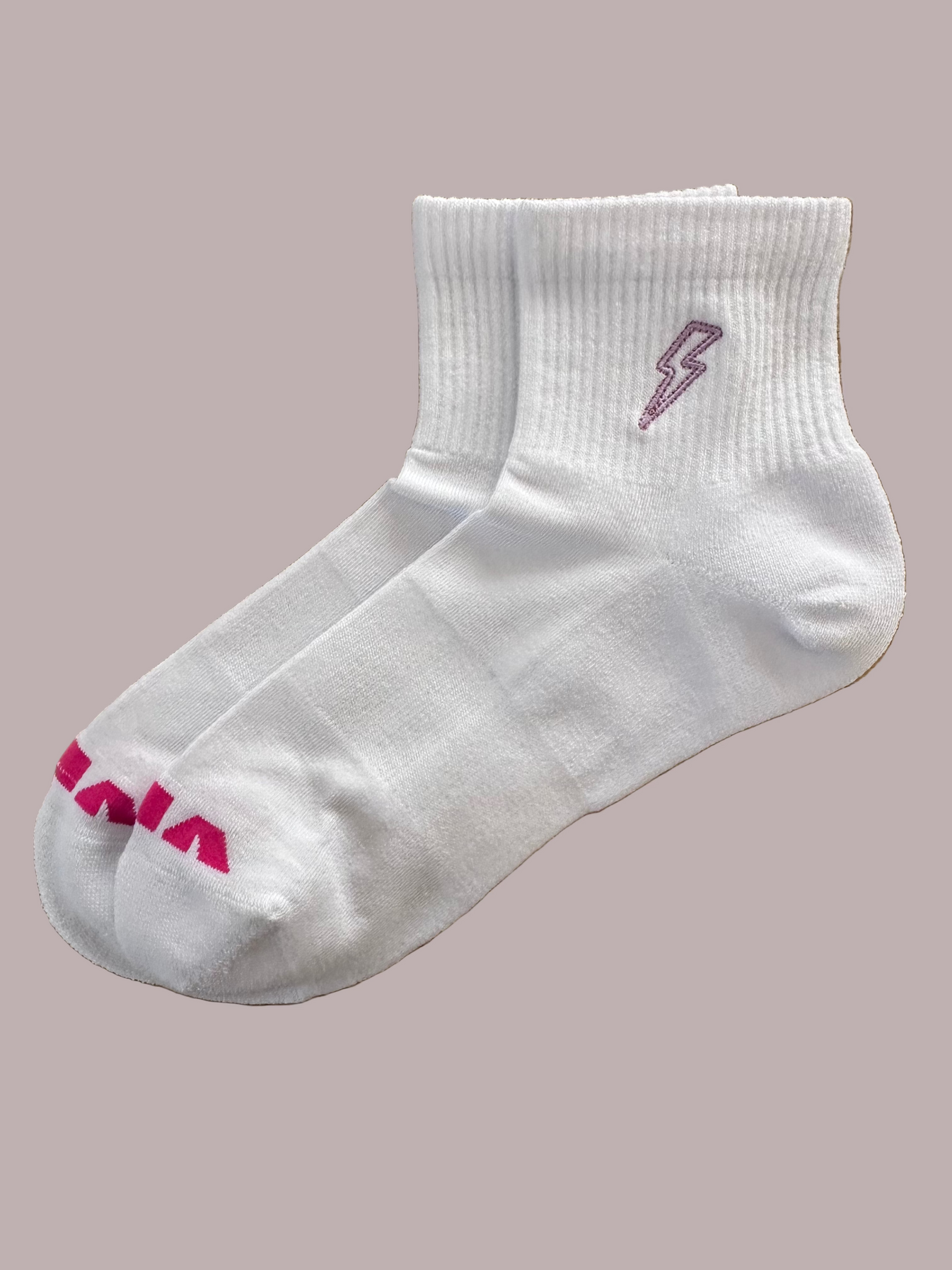 Free bonus quarter crew socks
